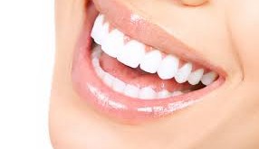 وصفات طبيعية لتبييض الأسنان بالملح
