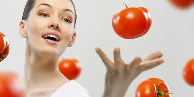 كيفية تنظيف البشرة الجافة بالطماطم والخيار
